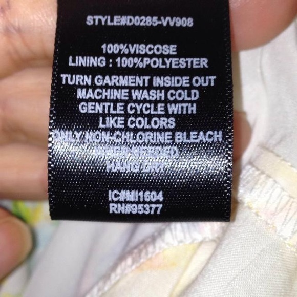 Sanctuary 
White Spring Fling Floral Xs dress - Picture 3 of 4